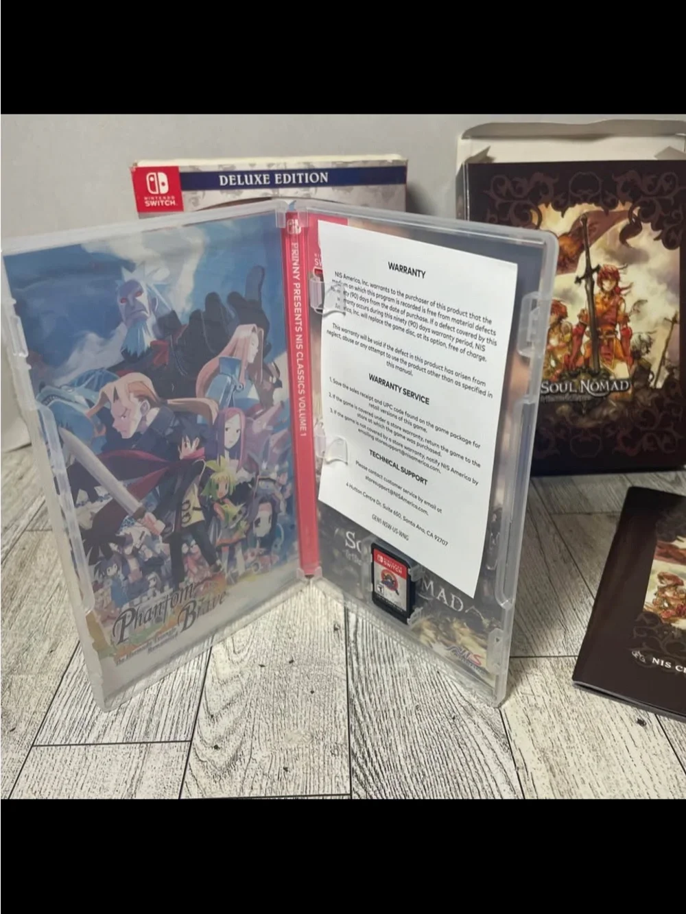 Nintendo Switch game card with black and green contacts
